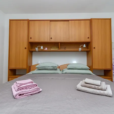 Apartment Leonas Paradise *
